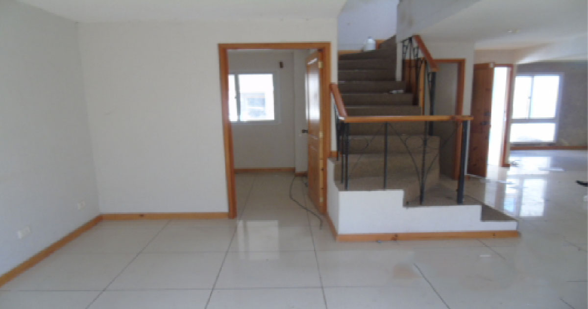 Venta de Casa o Casas, Terrenos, Propiedades, Apartamentos, Inmuebles en Guatemala, zona 11, zona 7, zona 2, zona 18, zona 16, Mixco, Carretera Al Salvador, Fraijanes, Santa Catarina Pinula, Antigua Guatemala, Villa Nueva, Villa Canales, San Miguel Petapa - Venta o Alquiler de Casas En Guatemala